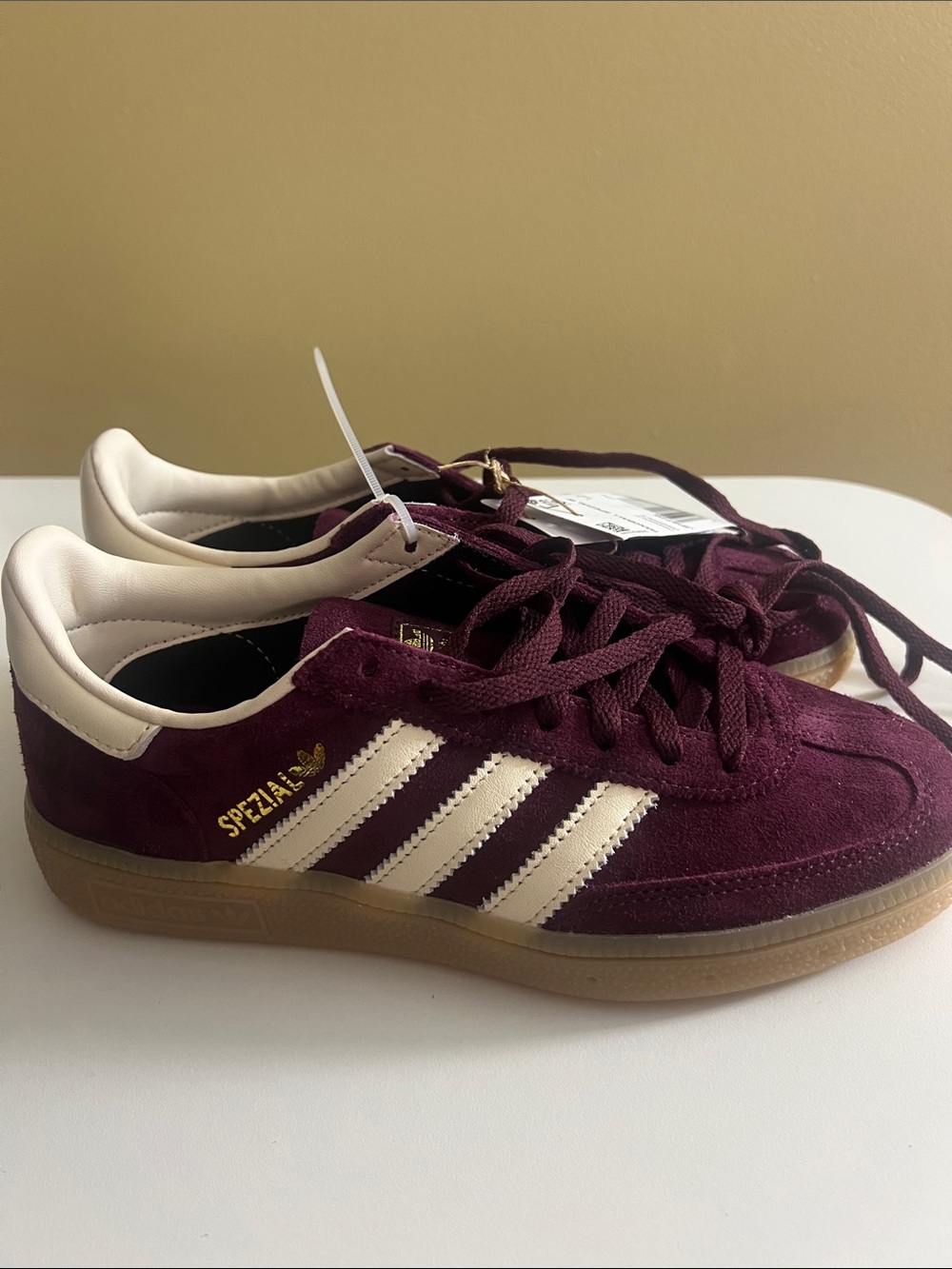 HANDBALL SPEZIAL SHOES MAROON/CREAM WHITE/GOLD METALLIC
